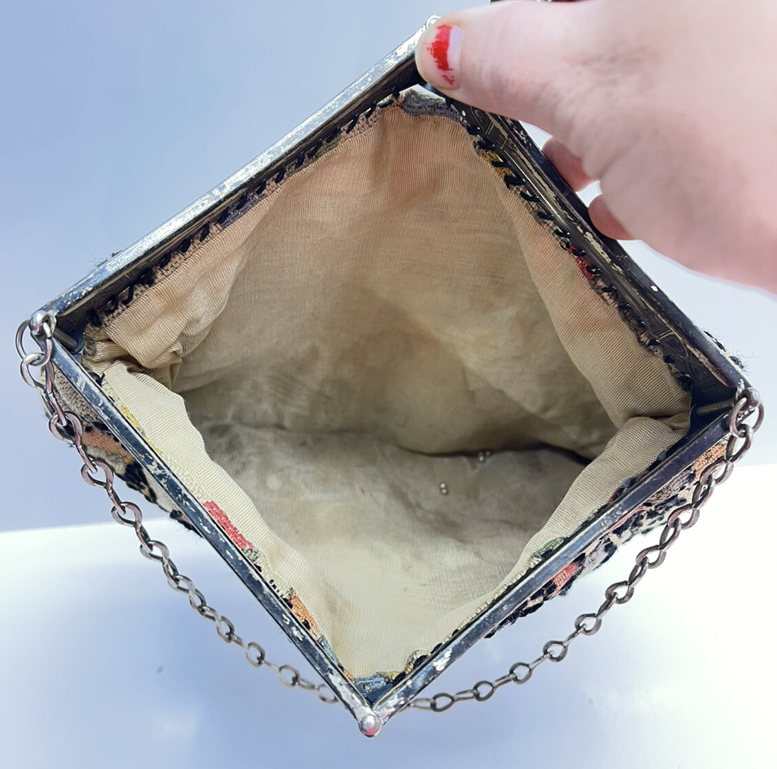 1920s Art Deco Tapestry Weave Silver Metal Framed Handbag Chain Strap Antique