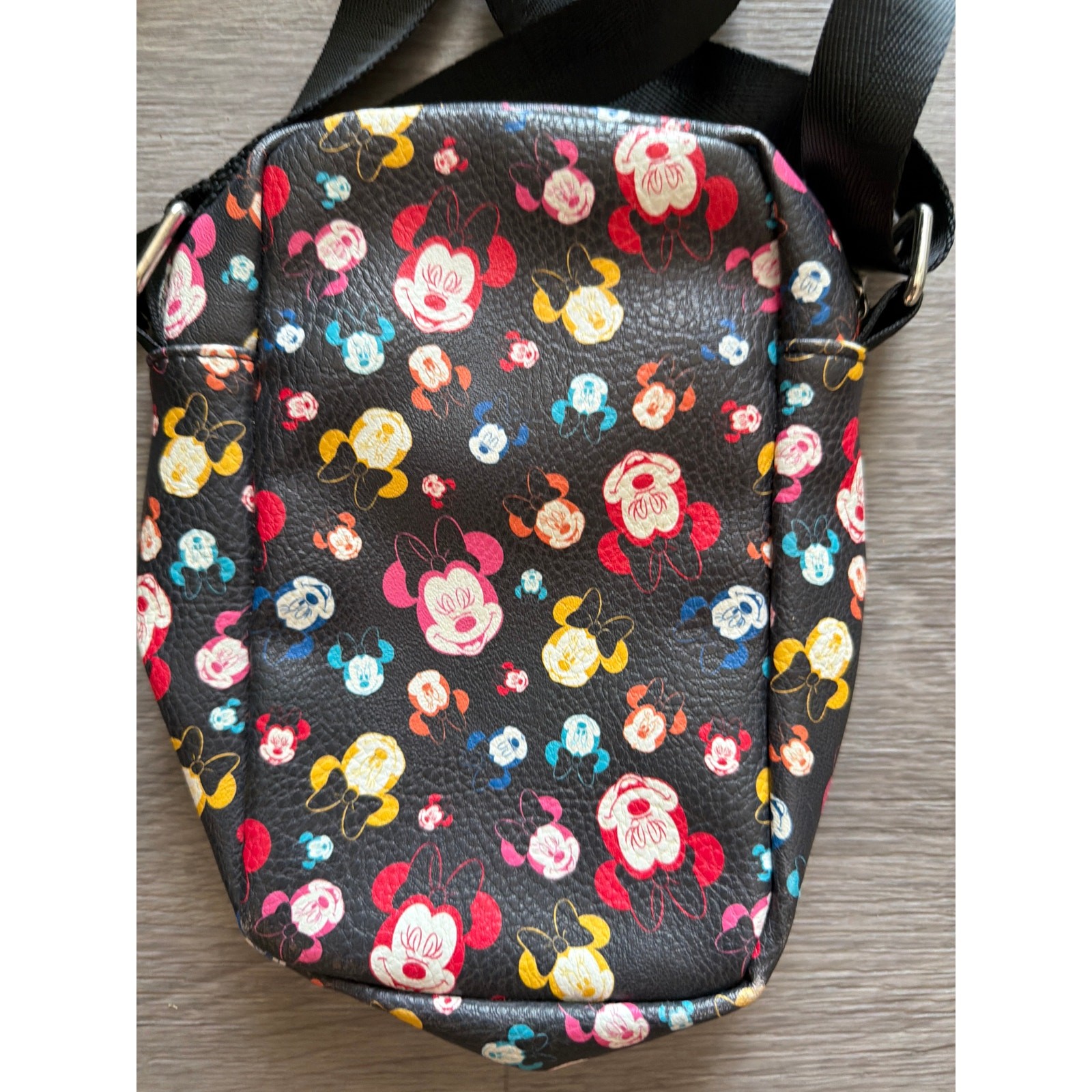 Buckle-Down Disney Minnie Mouse crossbody shoulder bag