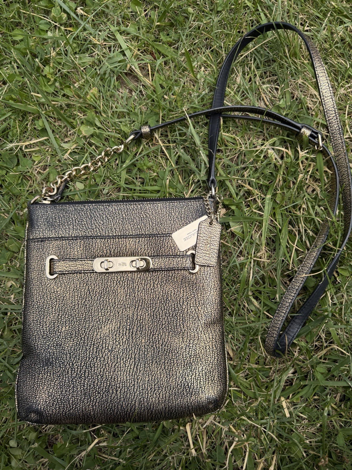 COACH Metallic Black/Gold Small Crossbody Bag Zip Top Chain Strap Brand Card