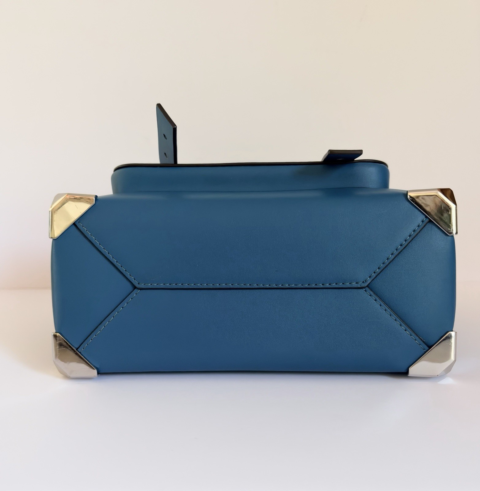 Michael Kors Manhattan Satchel
