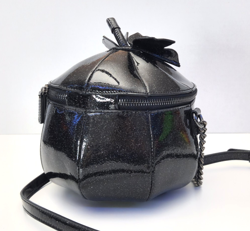 Mad Engine Silver Glitter Black Halloween Pumpkin Crossbody Purse Bag NEW *GLOWS