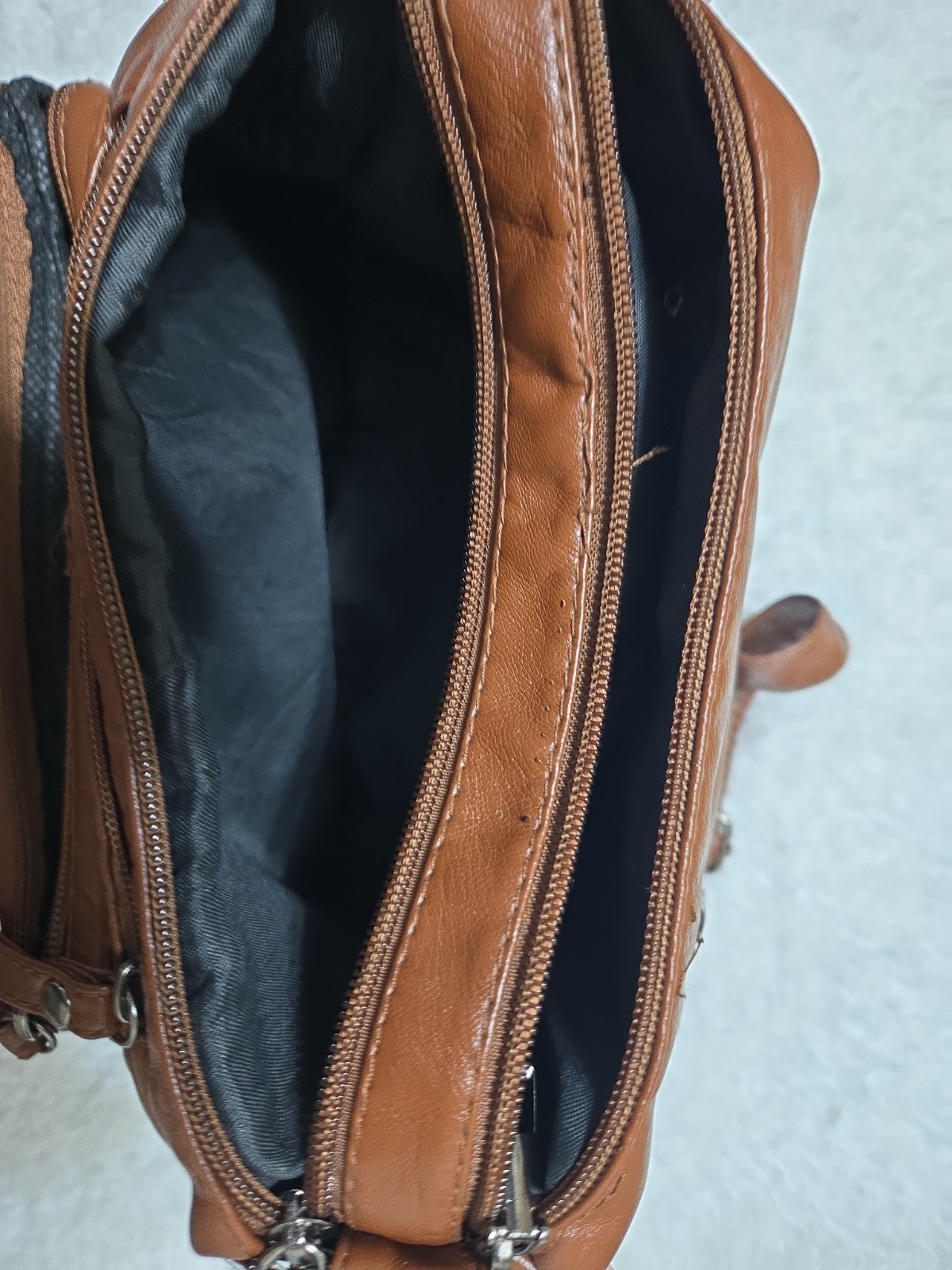 brown purse shoulder bag