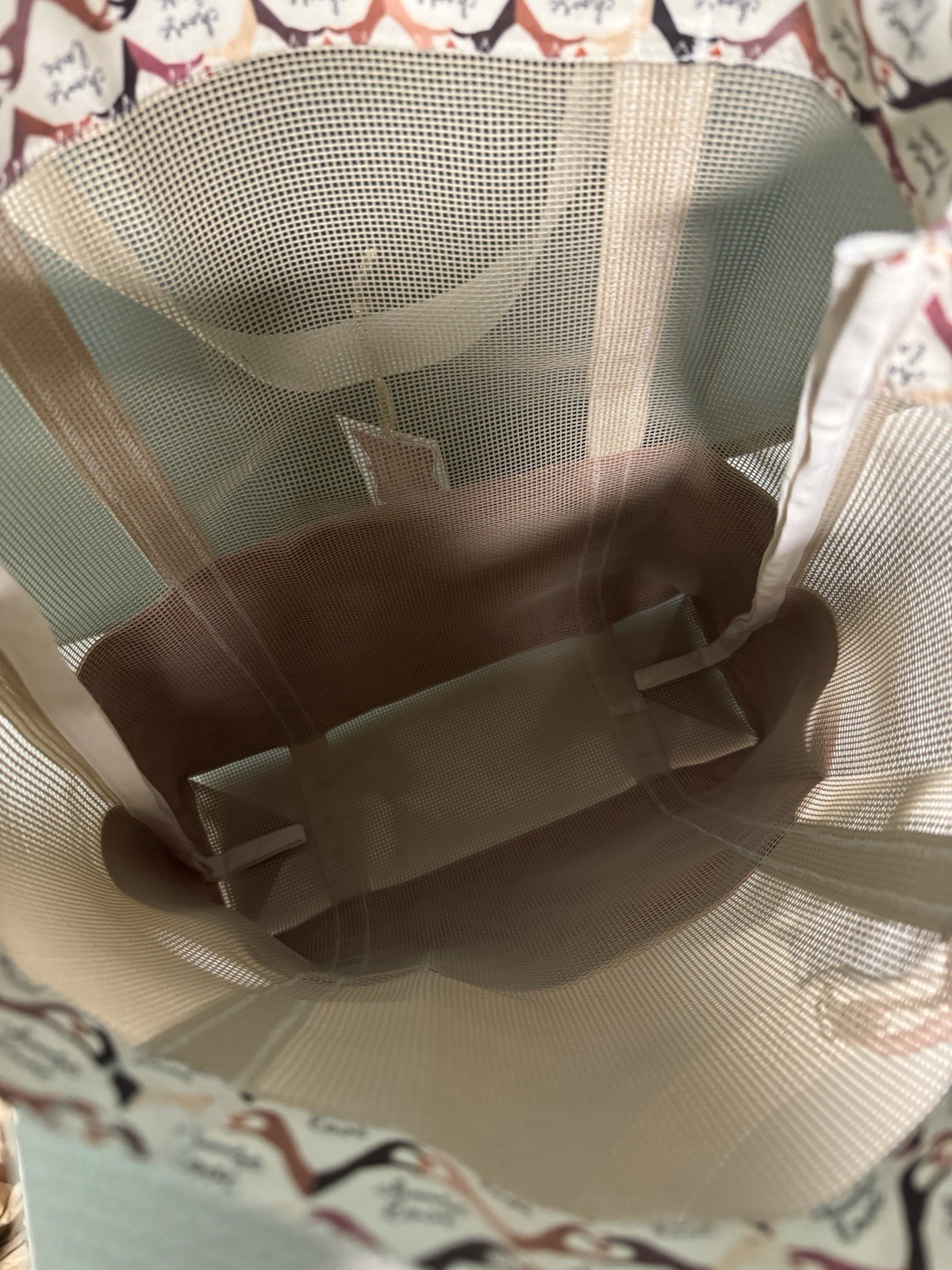 Strong, Stylish, PVC/Polyester MESH Tote With 6 Slim Cotton Pockets