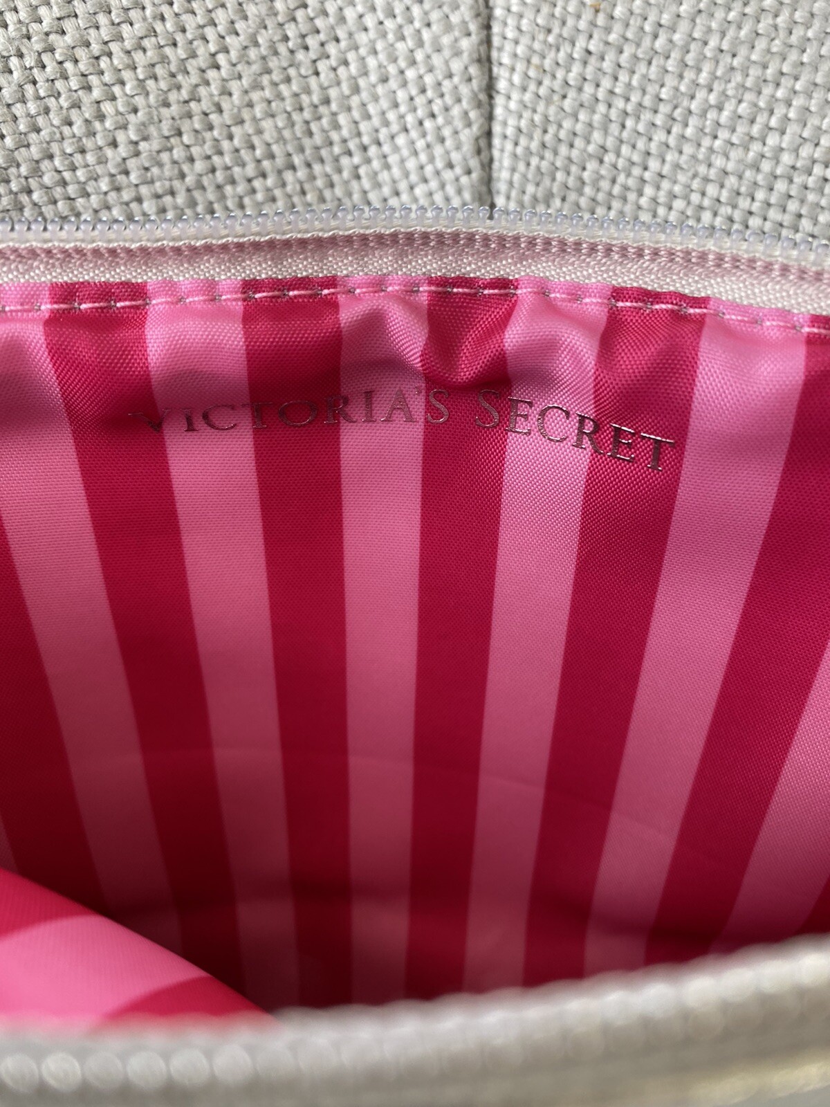 NEW Victoria’s Secret Angel Silver Metallic Clutch Hand Fold Over Bag NWT $68