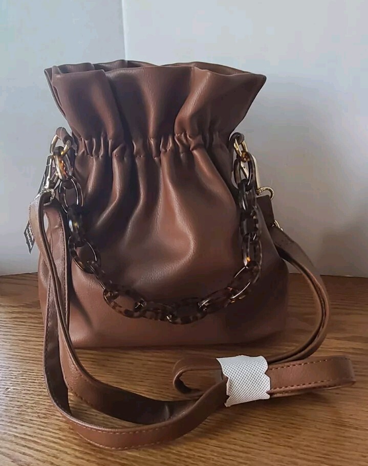 New No Boundaries Women’s Brown Crossbody Handbag Tortoise Chain/Shoulder Strap