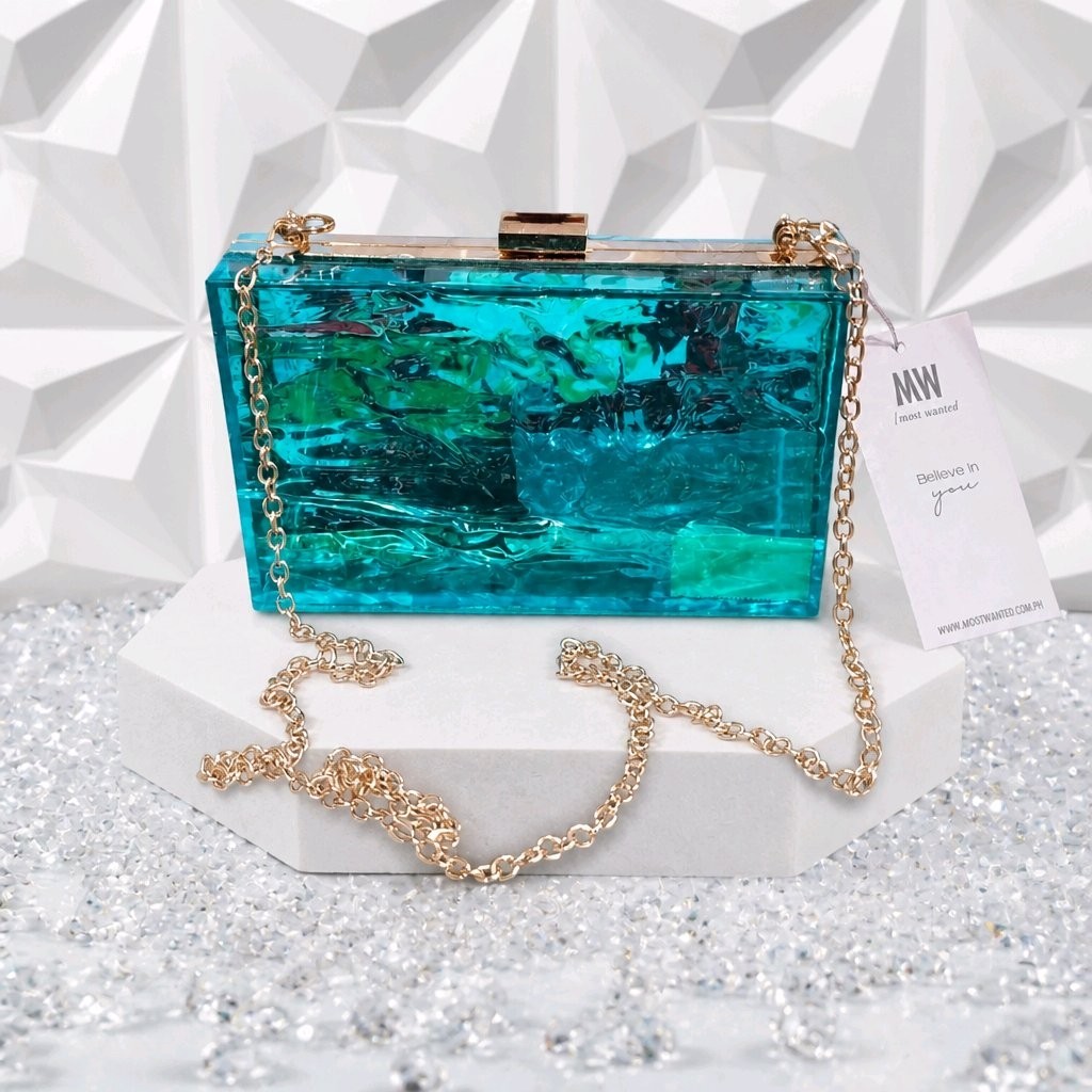 MW Most Wanted USA NWT NEW Ocean Blue Acrylic Women’s Clutch Purse Gold Strap