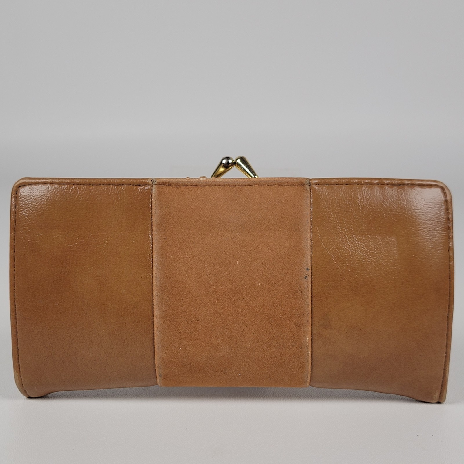 Vintage Leather Clutch Brown Gold Latch 70’s smooth Retro change purse attached