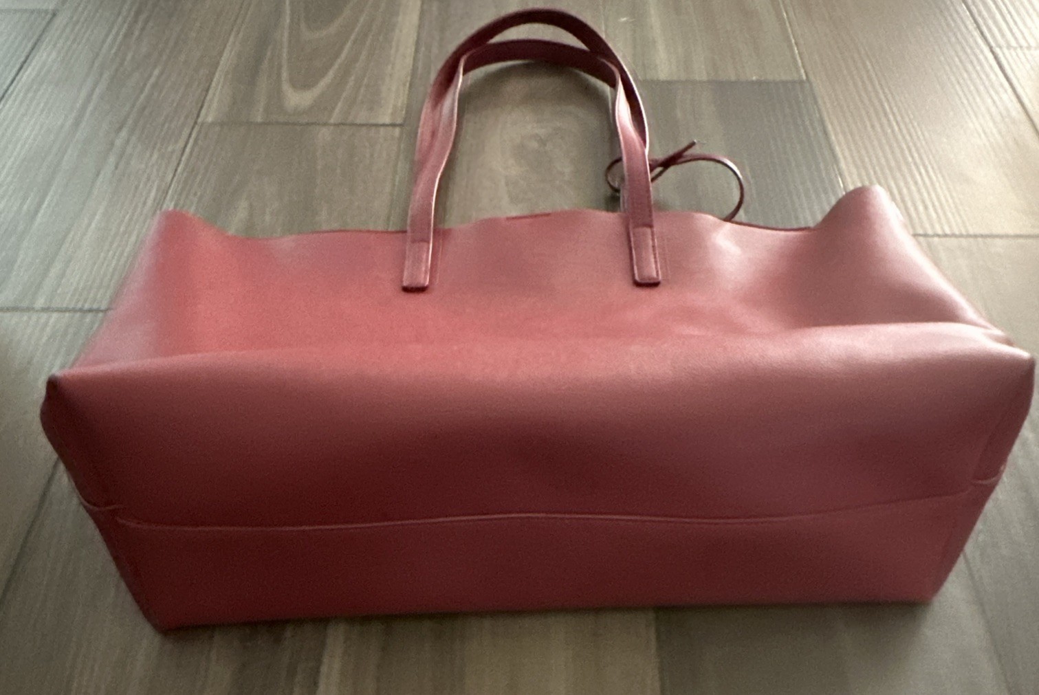 Saint Laurent Shopping Bag East West Tote Smooth Leather Red