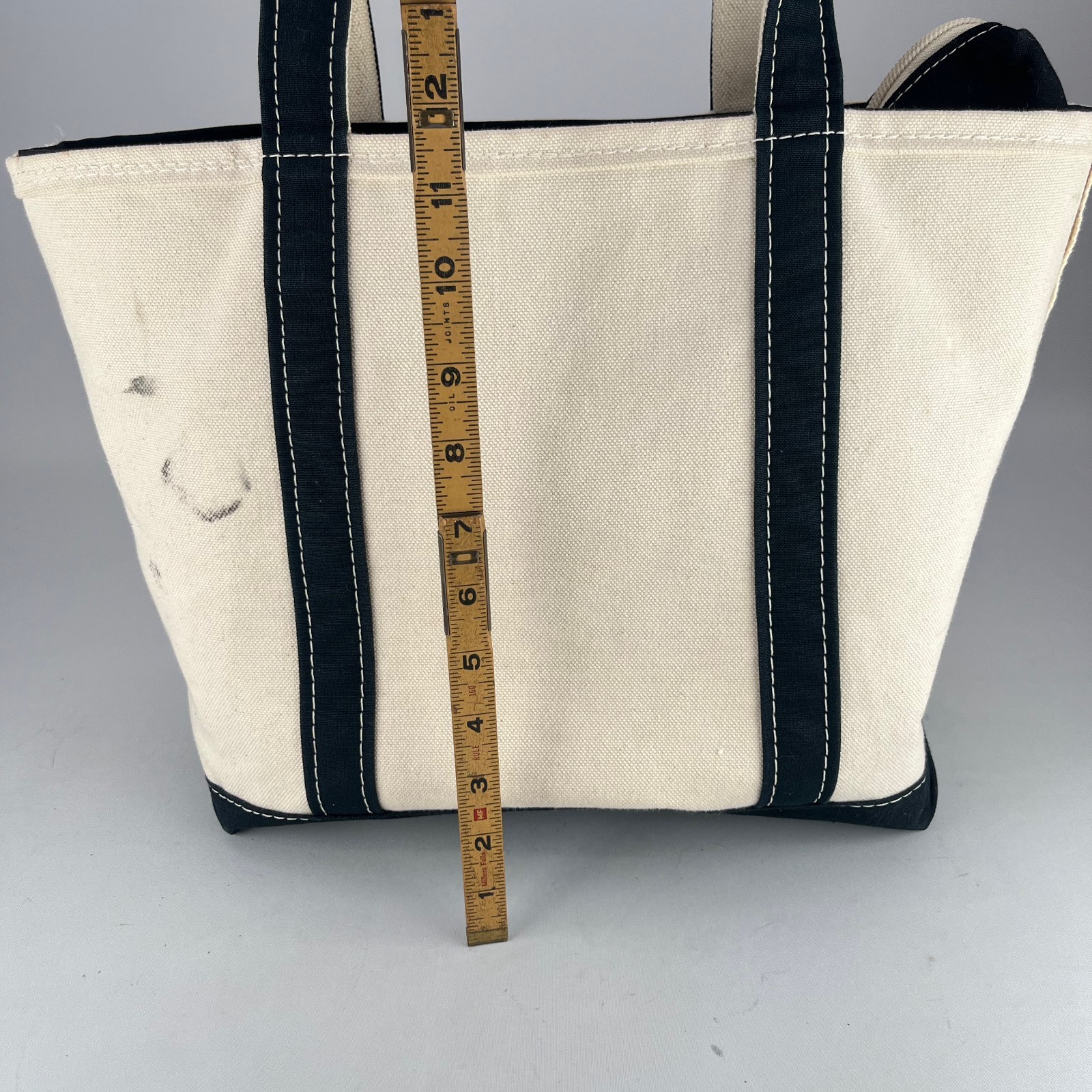 L.L.Bean Boat and Tote Zip Top Bag White & Black Long Handles Medium Size