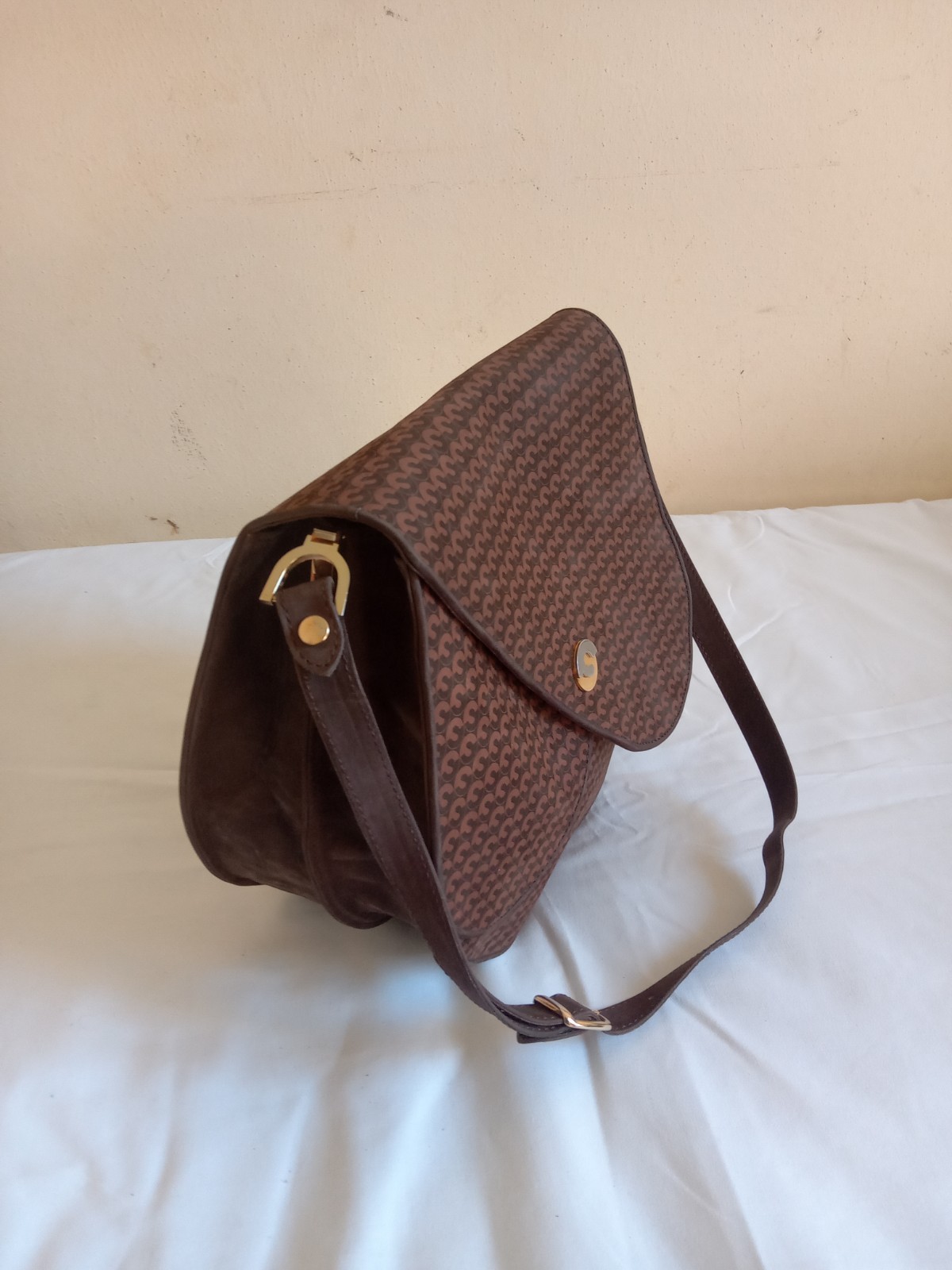 Women’s genuine leather shoulder strap, cross body