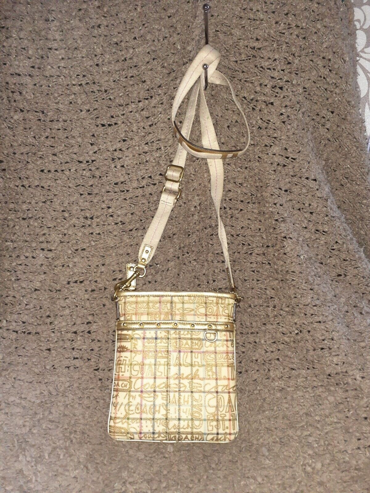COACH-Chelsea Crossbody Messenger Bag-Gold & Beige PLAID GRAFFITI-Excellent