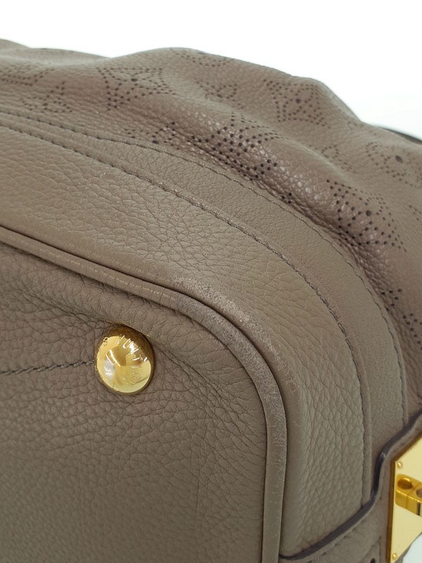 Louis Vuitton Mahina Stella PM M93063 Leather Taupe Shoulder Bag Women’s #TB1045