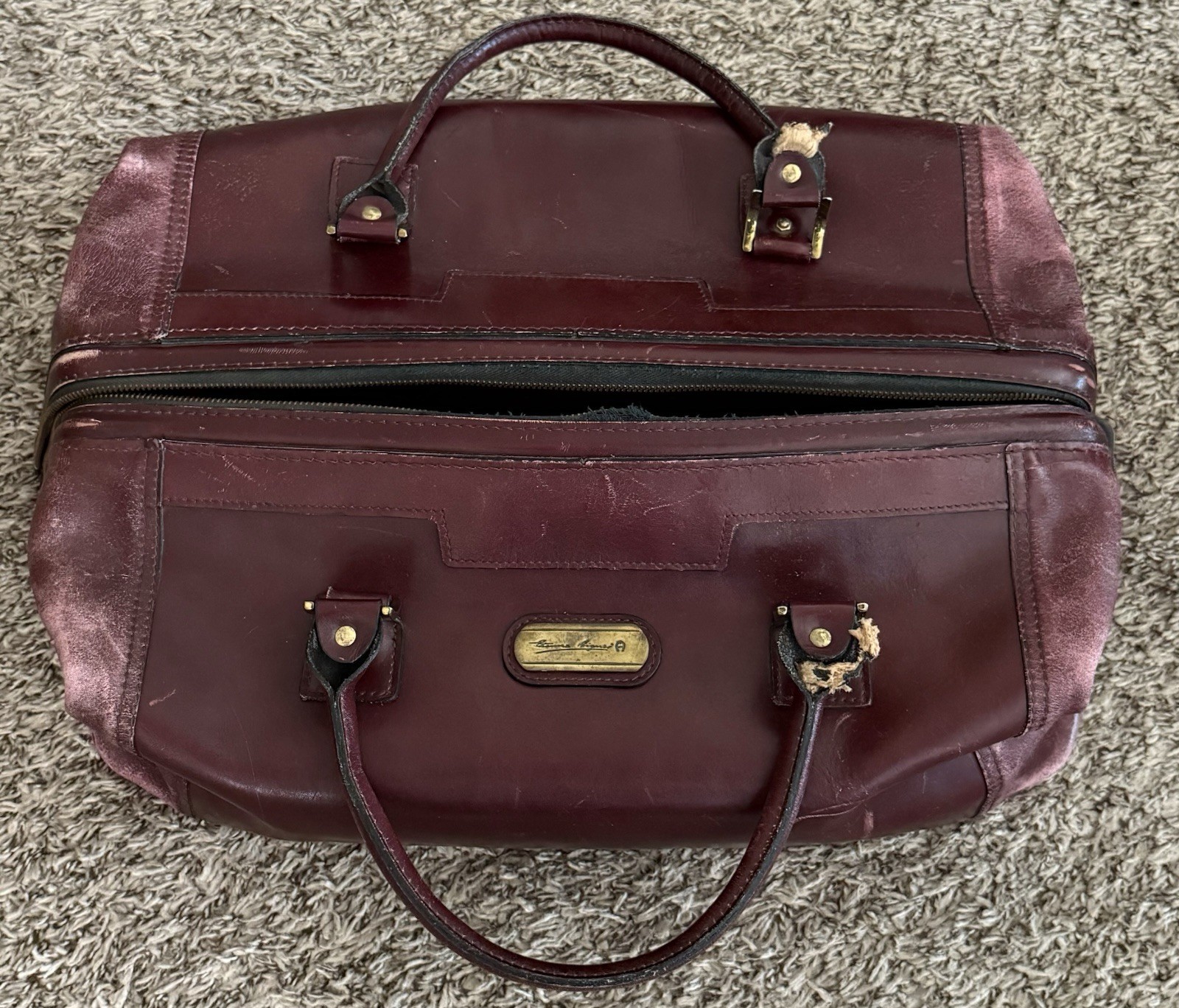 Vintage ETIENNE AIGNER Leather Handbag RARE With Personality As Is GS12