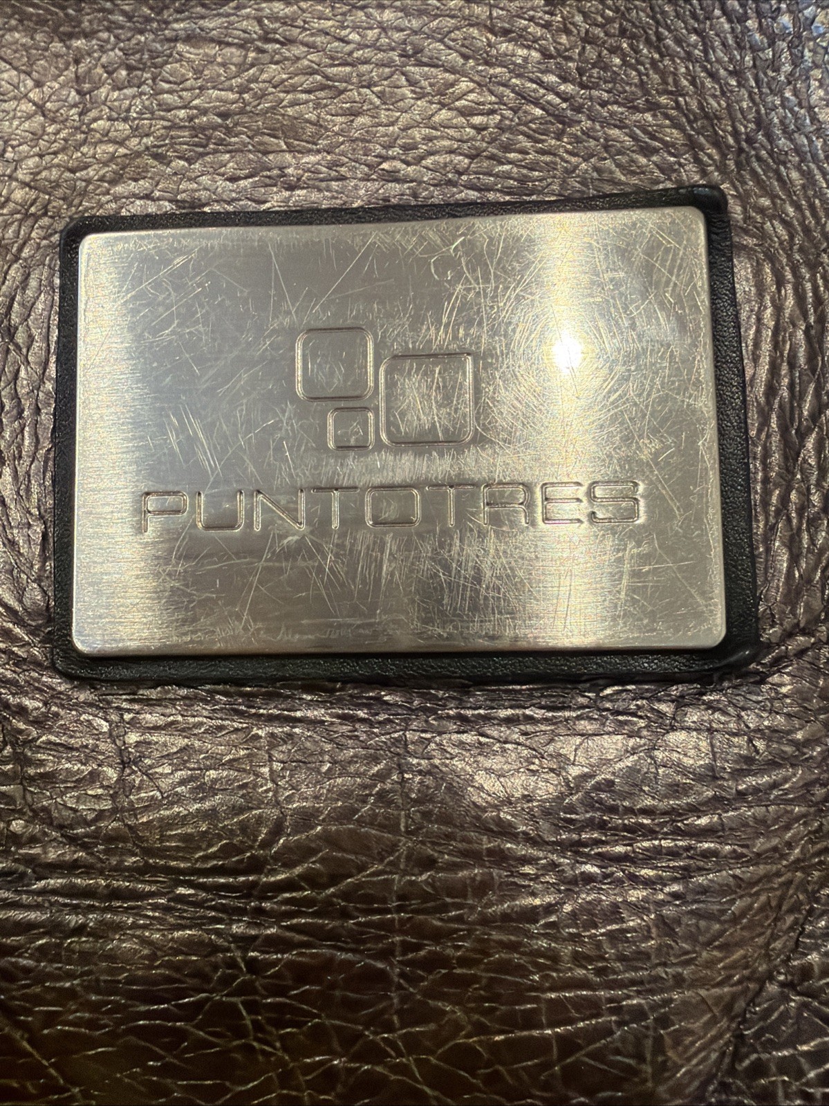 Puntotres Spain Metallic Grey Genuine Leather Bucket Purse w/ Black strap