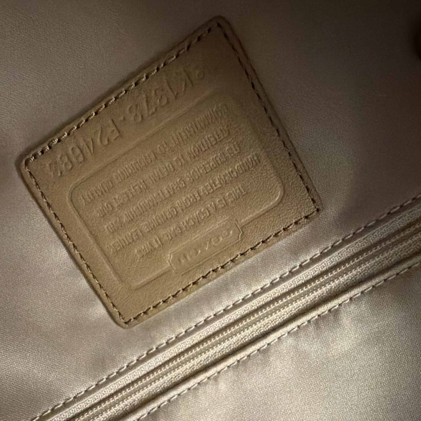 Coach Women’s Brown Satchel Top Handle Bag Gold Hardware Lined Hangtag