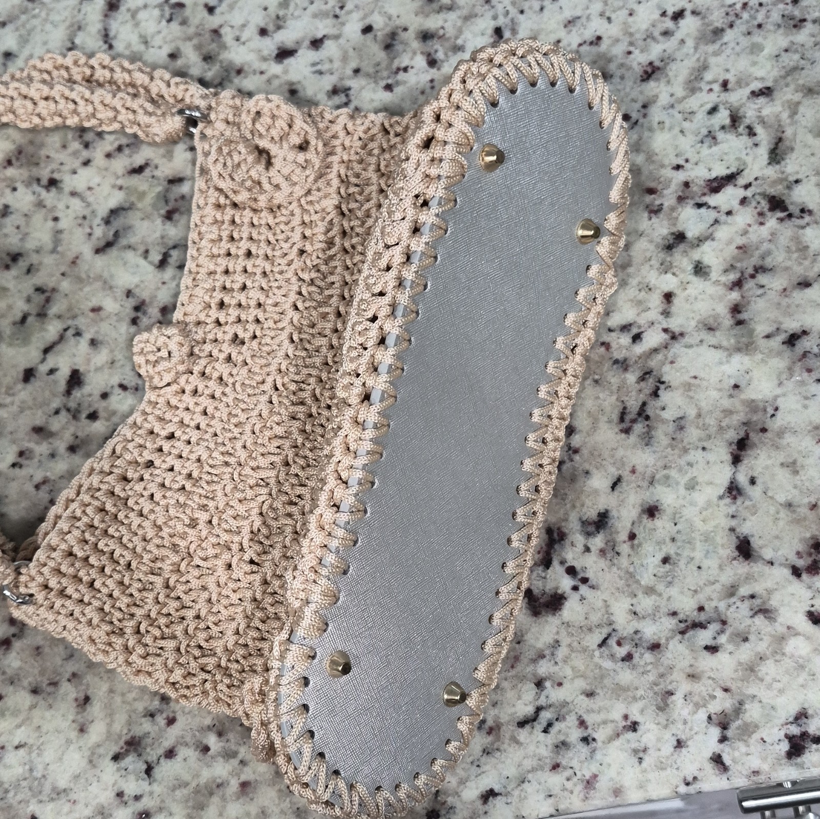 Beige Crochet Women’s Shoulder Bag Purse Magnetic Closure Silver Hardware
