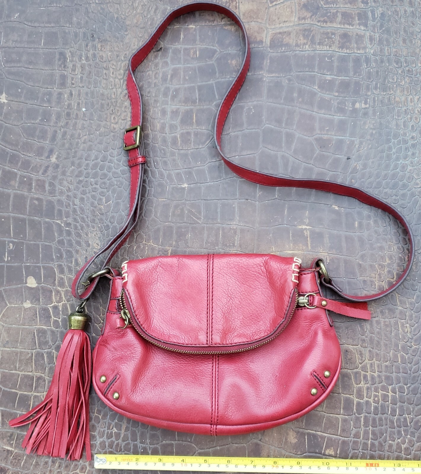 Unique Rare Beautiful LUCKY BRAND Red Crossbody Bag Purse 11″ wide