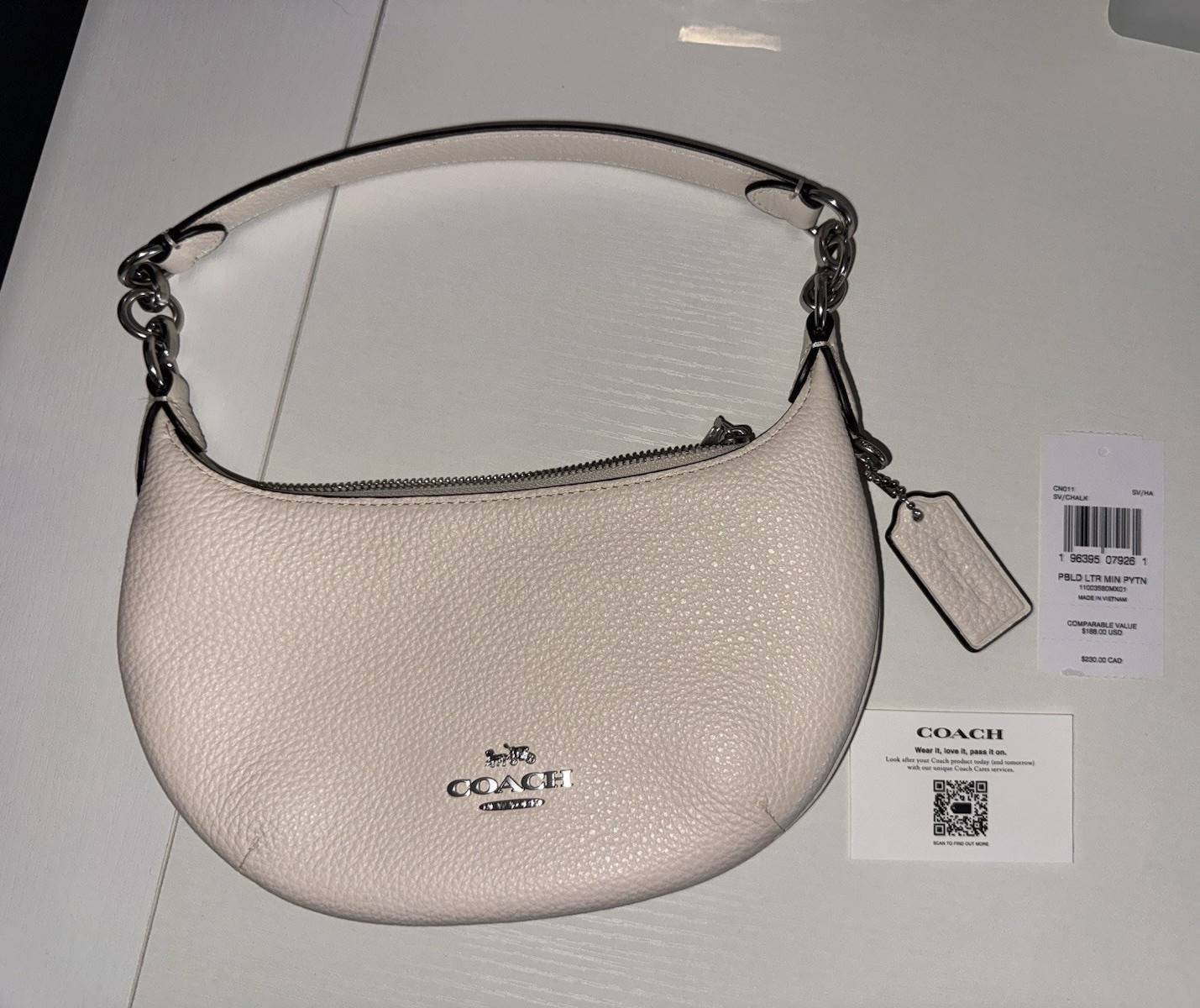 Coach Payton Mini Pebbled Crescent Shoulder Bag Zip Chain Strap White Silver