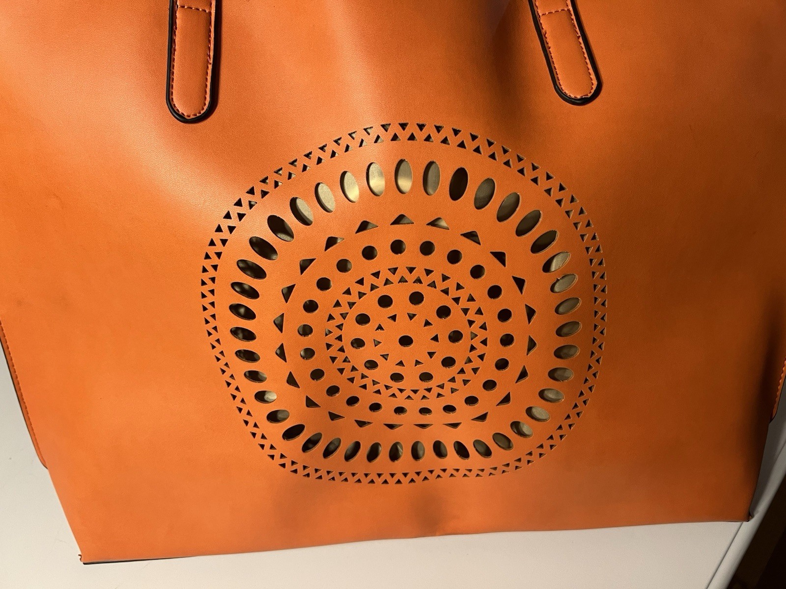 Preowned 2010 Neiman Marcus Bohemian Large Orange Tote Synthetic Leather Leather