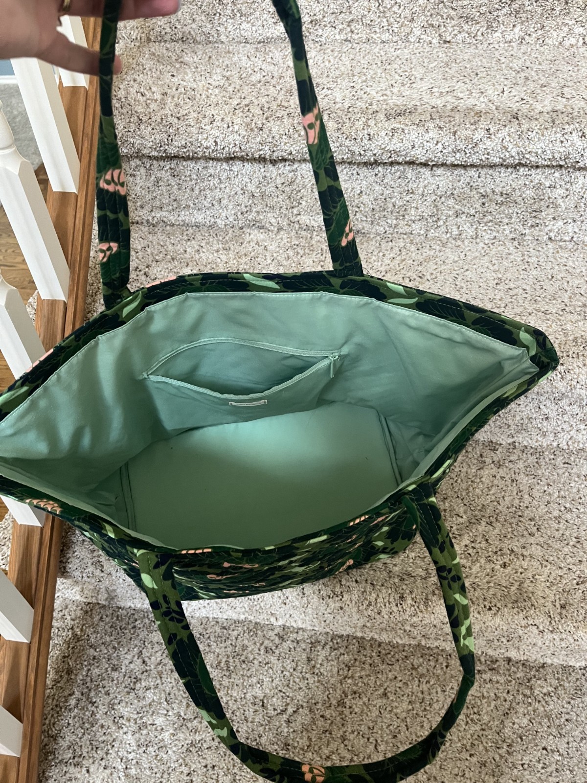 Vera Bradley Essential Grand Tote, Lotus English Ivy Green New Without Tags