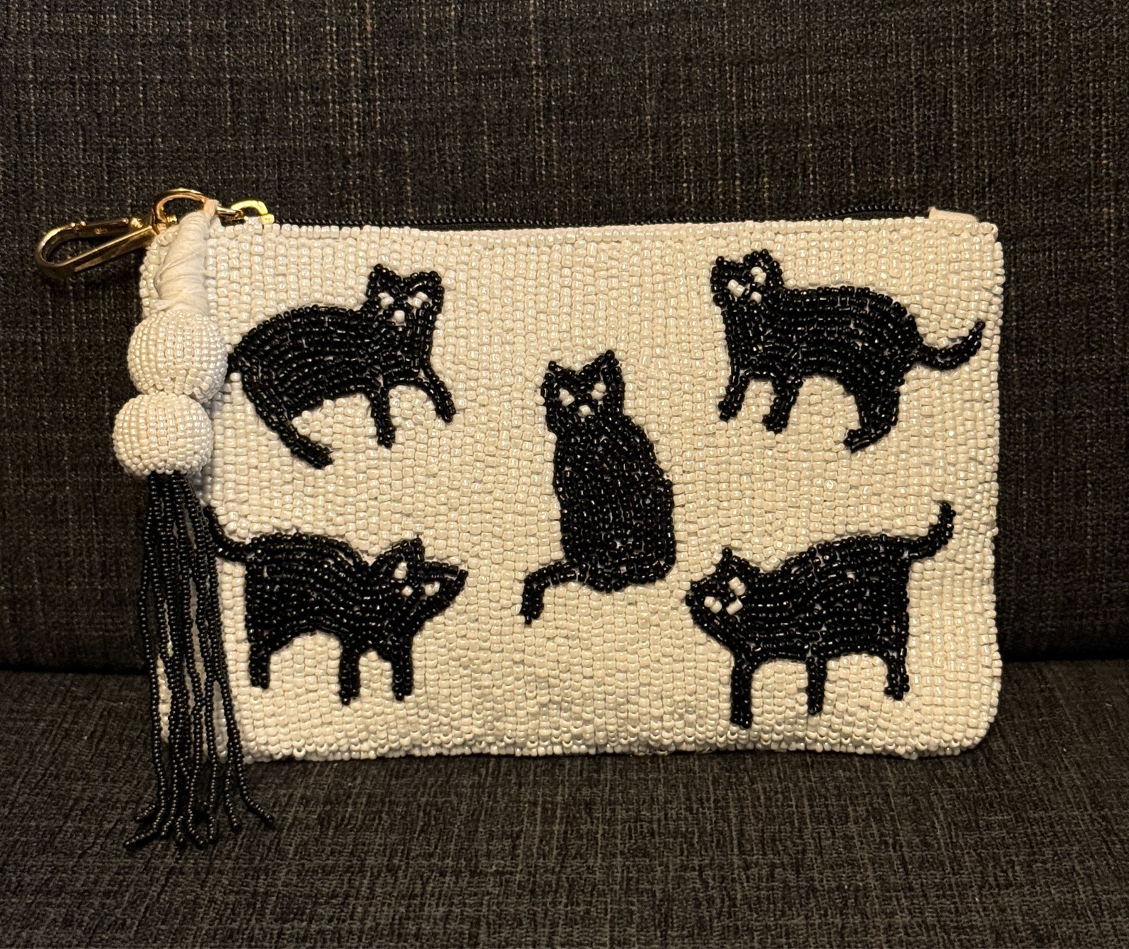Wandering Moon Black Cat Glass Beaded Purse Travel Pouch Bag Lined Zipper Tassel