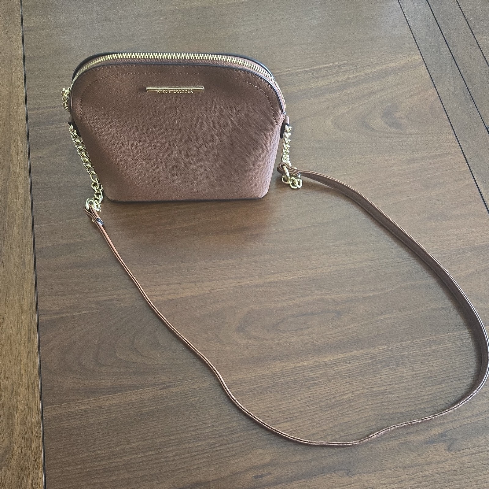 Steve Madden Crossbody Bag Purse Cognac Brown BMaggie Gold Chain