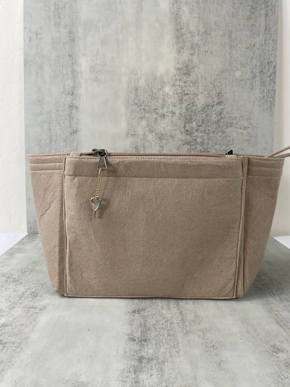 Kinsey Rhea CONSEALED CARRY Insert /tote / Purse / Beige Med. Sz Safety Lock