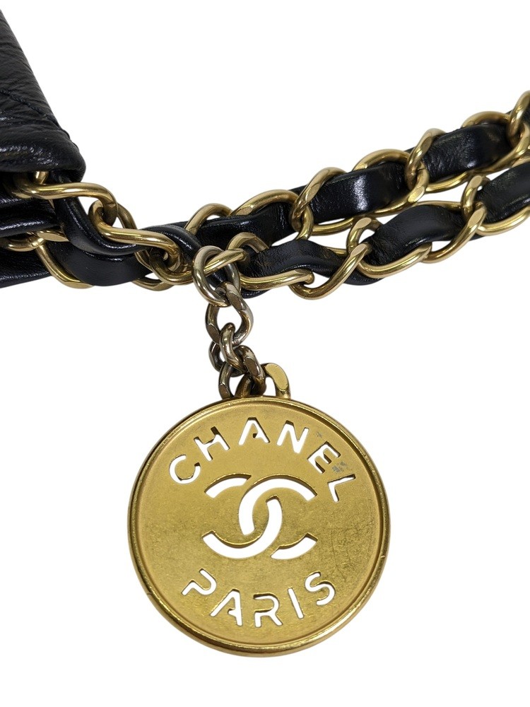 Chanel 22 Small
