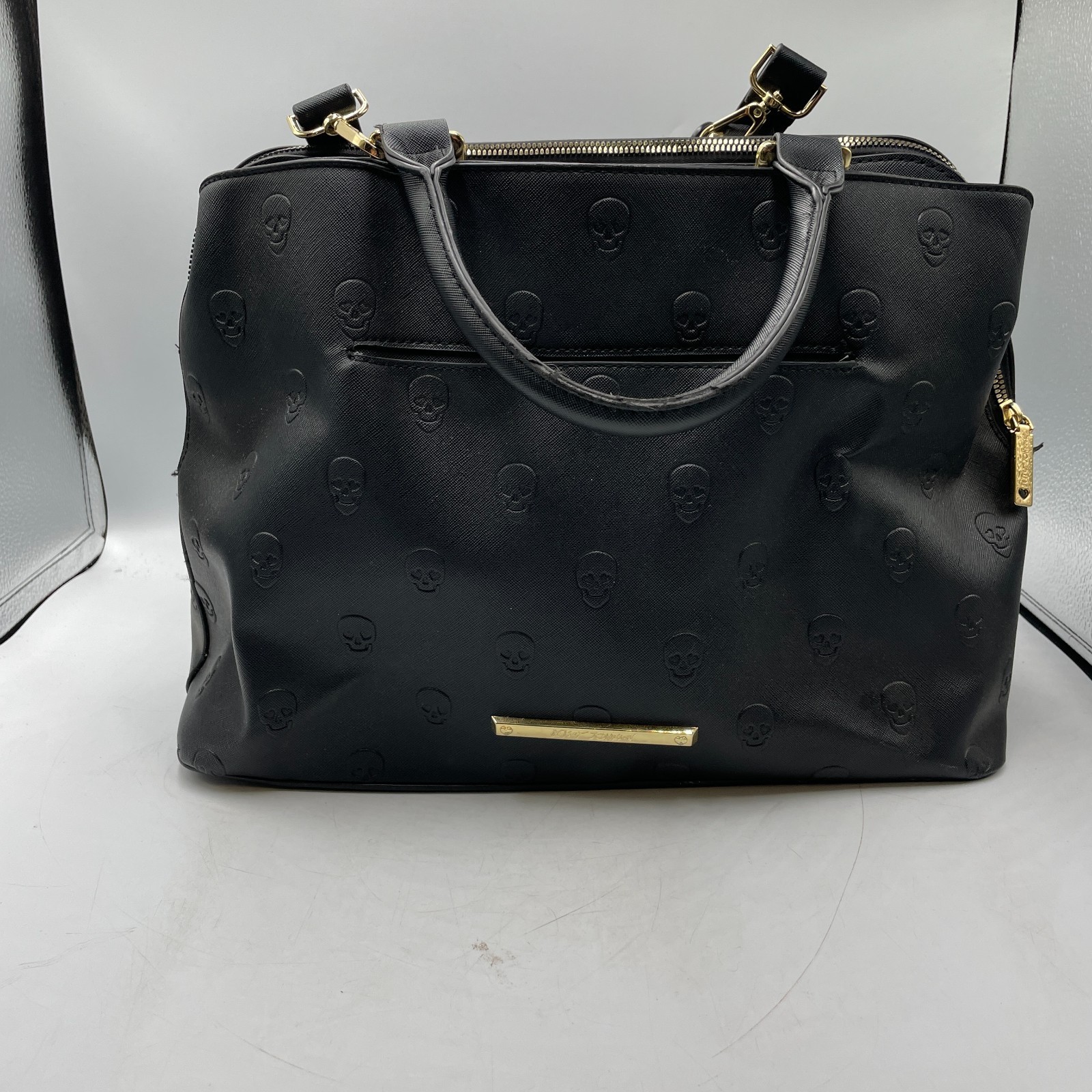 Betsey Johnson Bag Skullicious Leather Zip Inner Pocket Detachable Strap Satchel