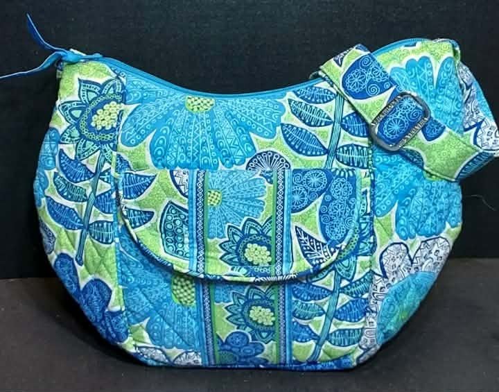 Vera Bradley Lizzy Crossbody Bag ~ Doodle Daisy ~ Excellent Condition Retired