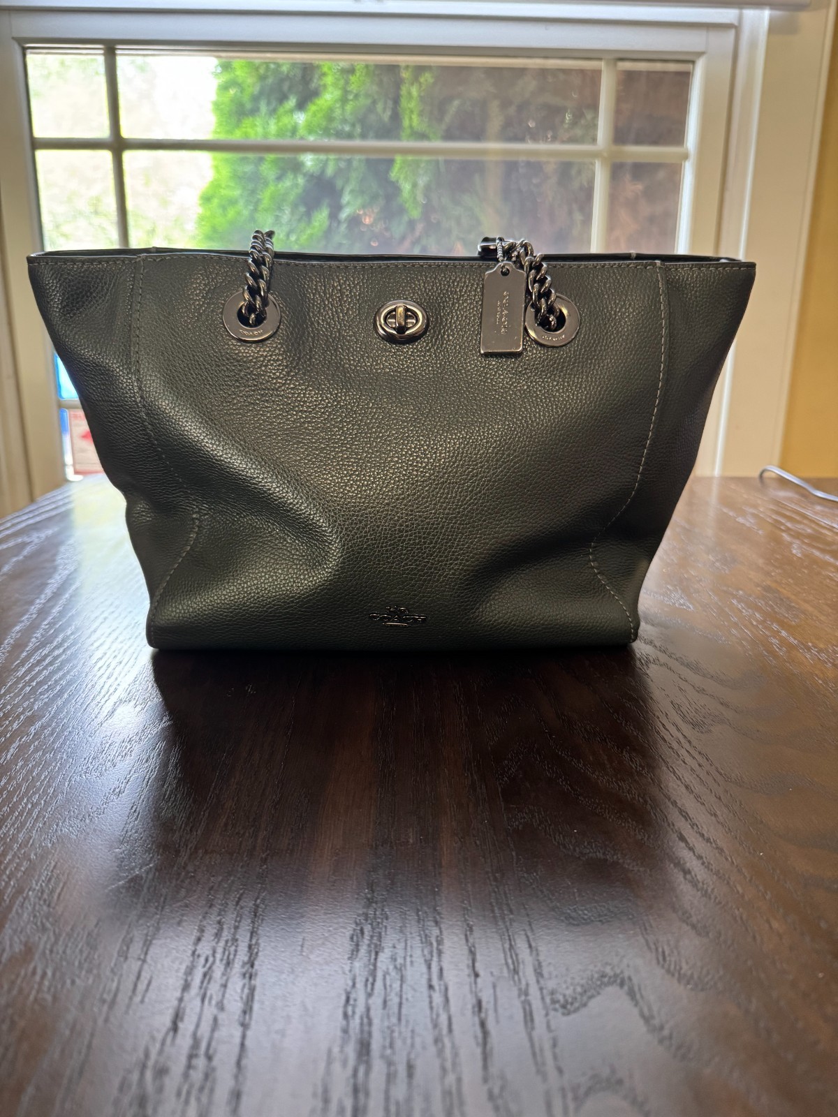 NWOT Coach Turnlock Chain Tote Bag