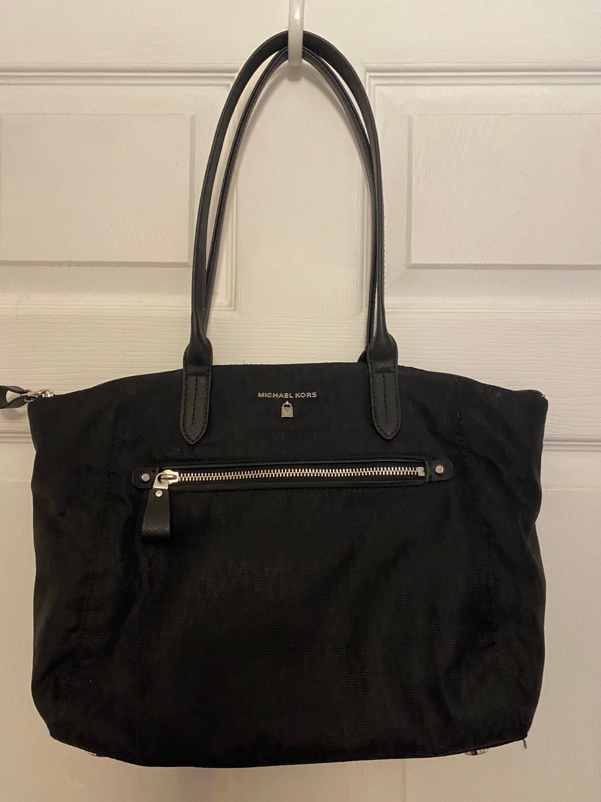MICHAEL KORS EUC Kelsey Black MK Logo Nylon Tote Bag Purse Saffiano Silver