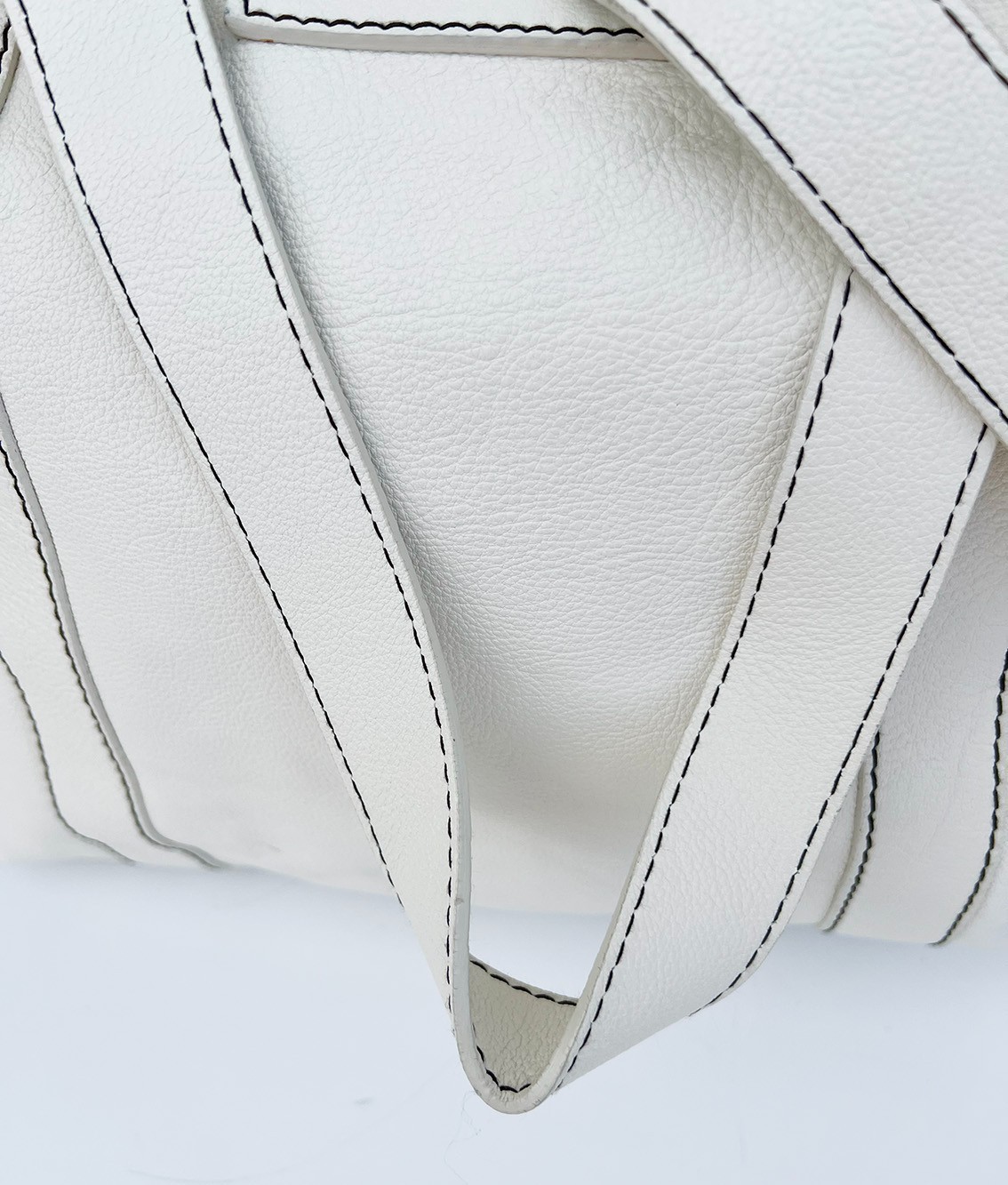 Authentic D&G Dolce Gabbana White Leather Tote Bag Western Equestrian Y2K