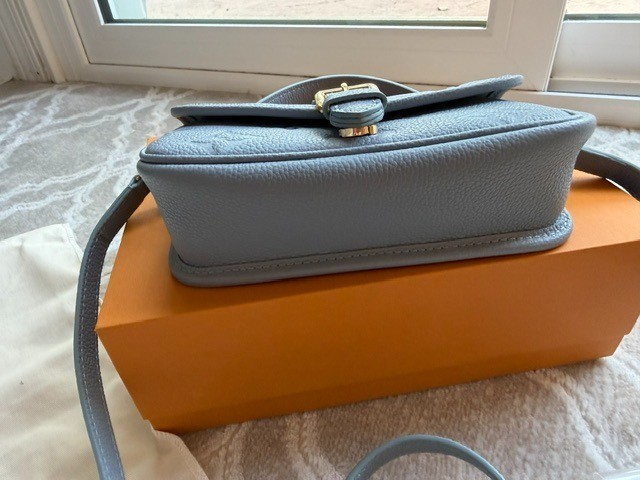 Louis Vuitton Nano Diane Empreinte Blue Excellent condition