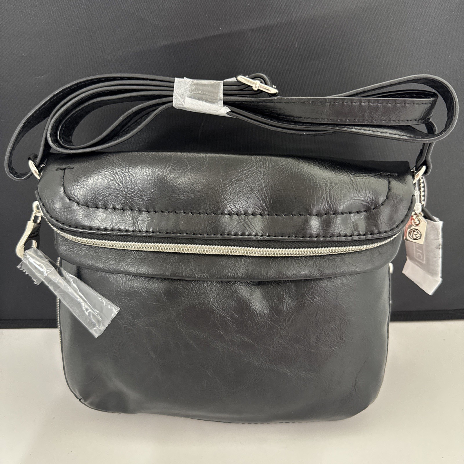RELIC Cora Expandable Crossbody Bag Purse Double Zip – Coffee Black – New