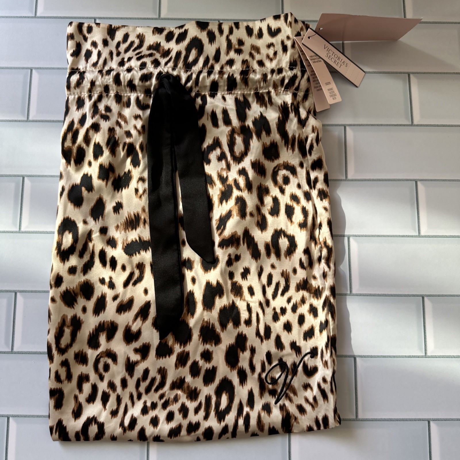 Victoria Secrets Black And Brown Animal Print 9×14 Inch Drawstring Bag