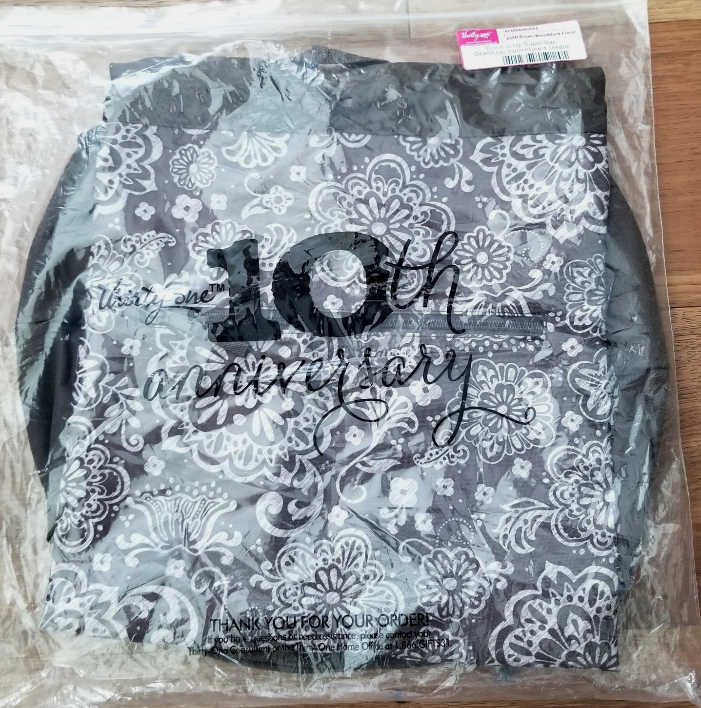 NEW! Thirty One Cinch It Up Super Sac Duffle Laundry Travel College Dorm Bag 31