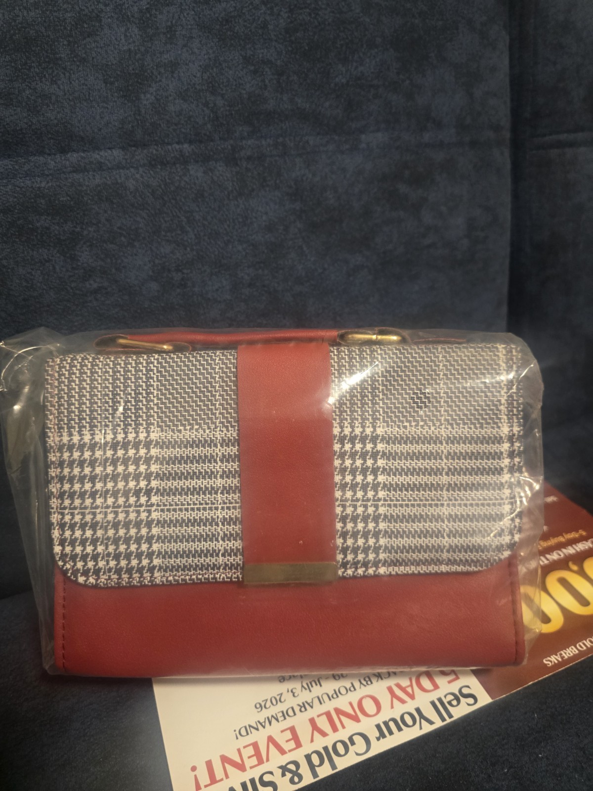 Red Black White Houndstooth Small Crossbody Top Handle Zip Gold Hardware