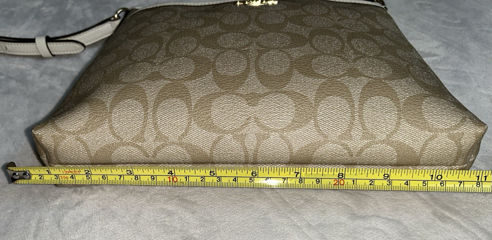 NEW WOT Coach Signature Zip File Khaki F29210 Crossbody Bag Zip Top Hangtag COA