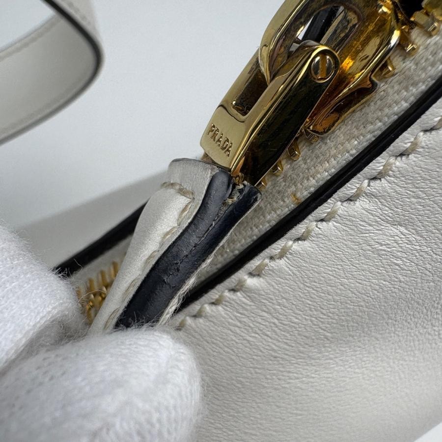 Prada Logo Plate Shoulder Bag Leather White 1BC194 Women Used