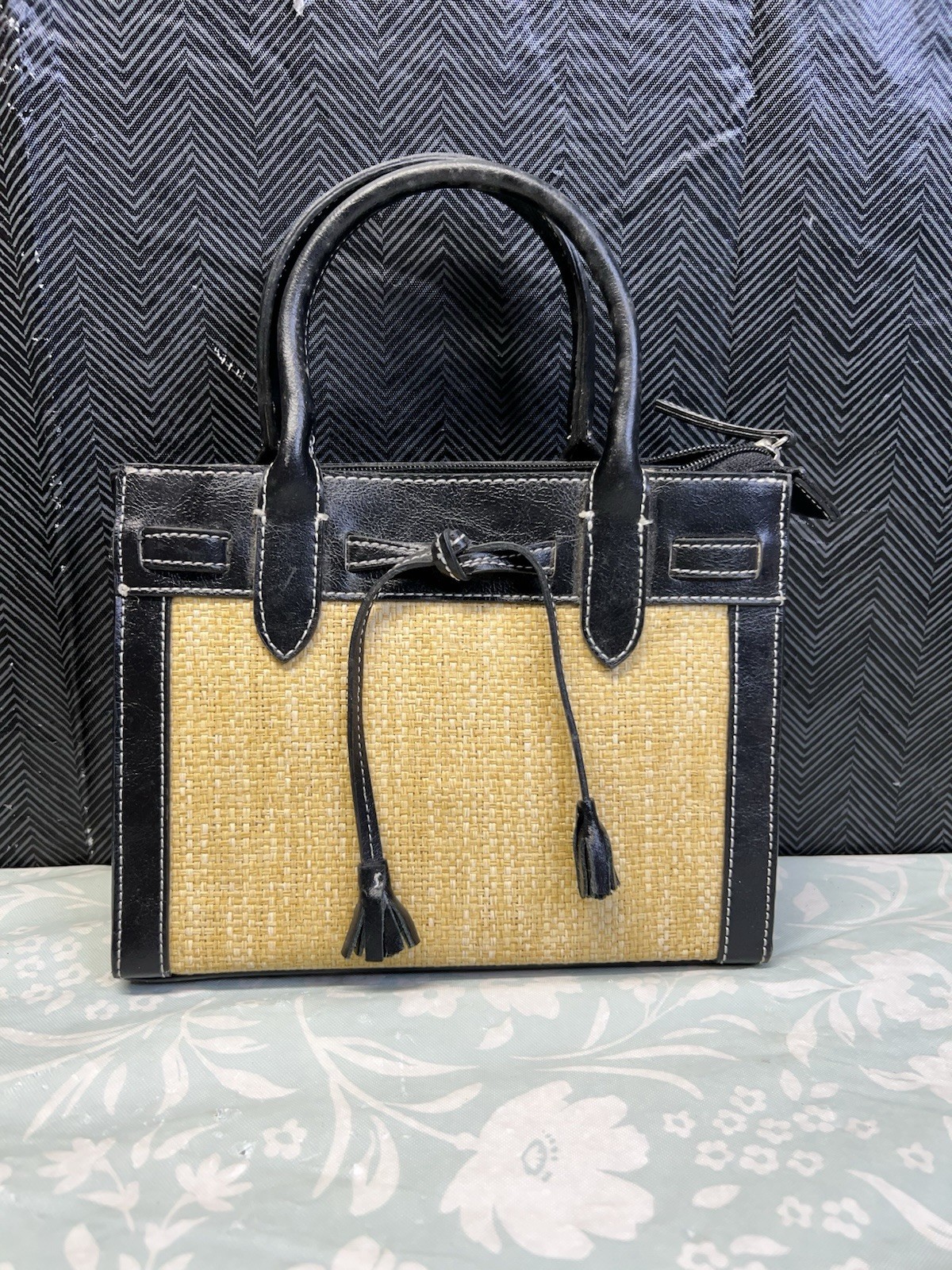 Small Handbag Tweed Look 8.5x4x7 Inch Black