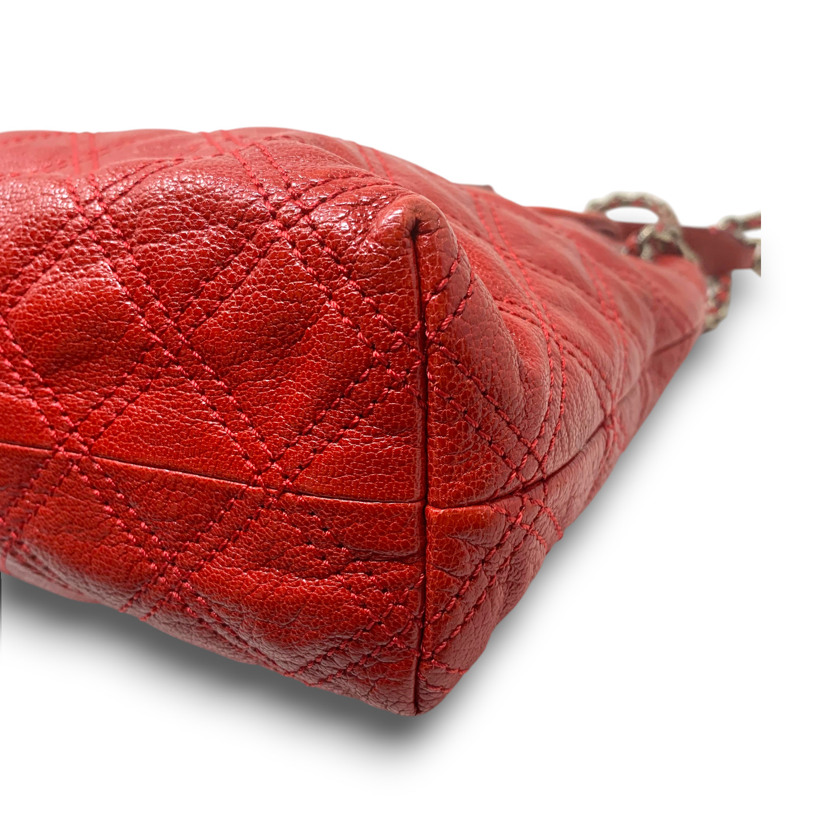 Marc Jacobs Baroque XL Single Quilted Shoulder Bag Vermillion Red Leather Italy