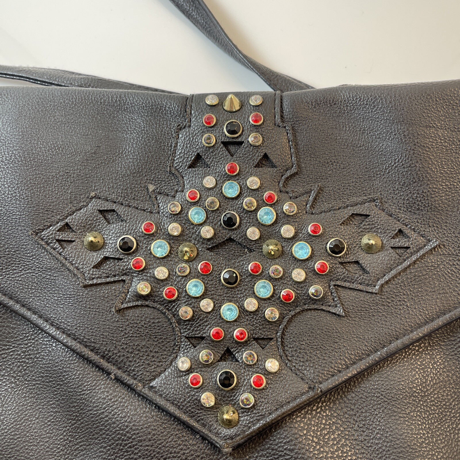 Crossbody Designer Fashion Purse Black Faux Leather Color Rhinestone Cross – NEW