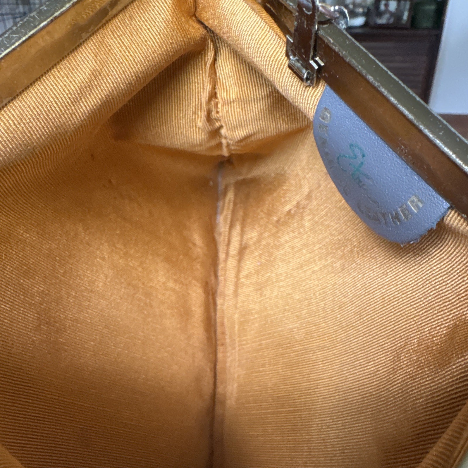 Vintage Etra Gray Genuine Leather Convertible Clutch Gold Pop Up Frame Bag