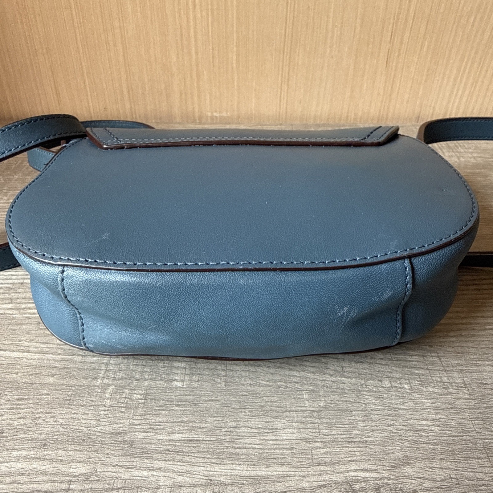 LAUREN RALPH LAUREN Blue Cow Leather Crossbody Saddle Bag Classic Designer