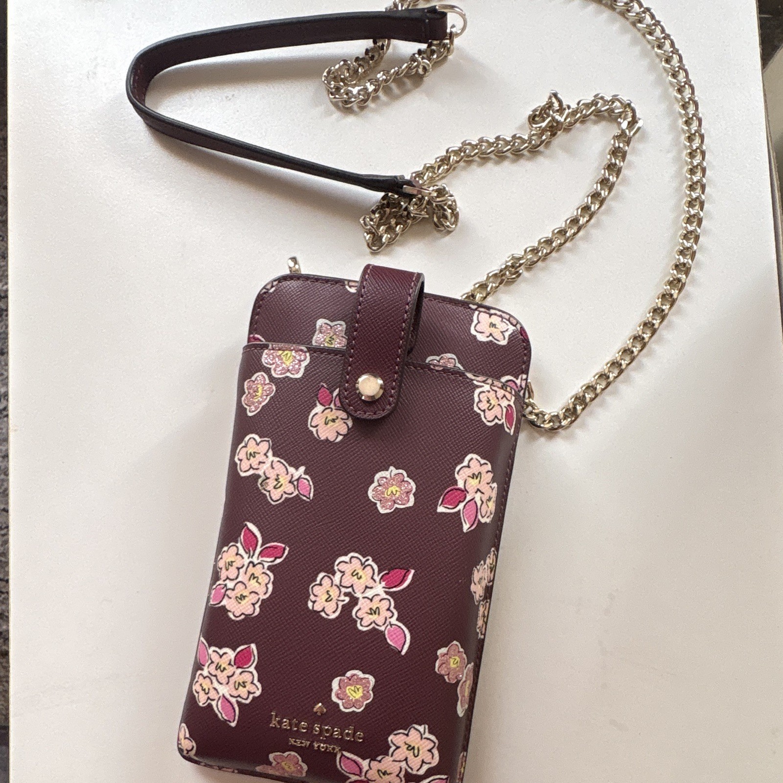 Kate Spade New York Floral Burgundy Phone Crossbody Chain Strap Zip Pocket