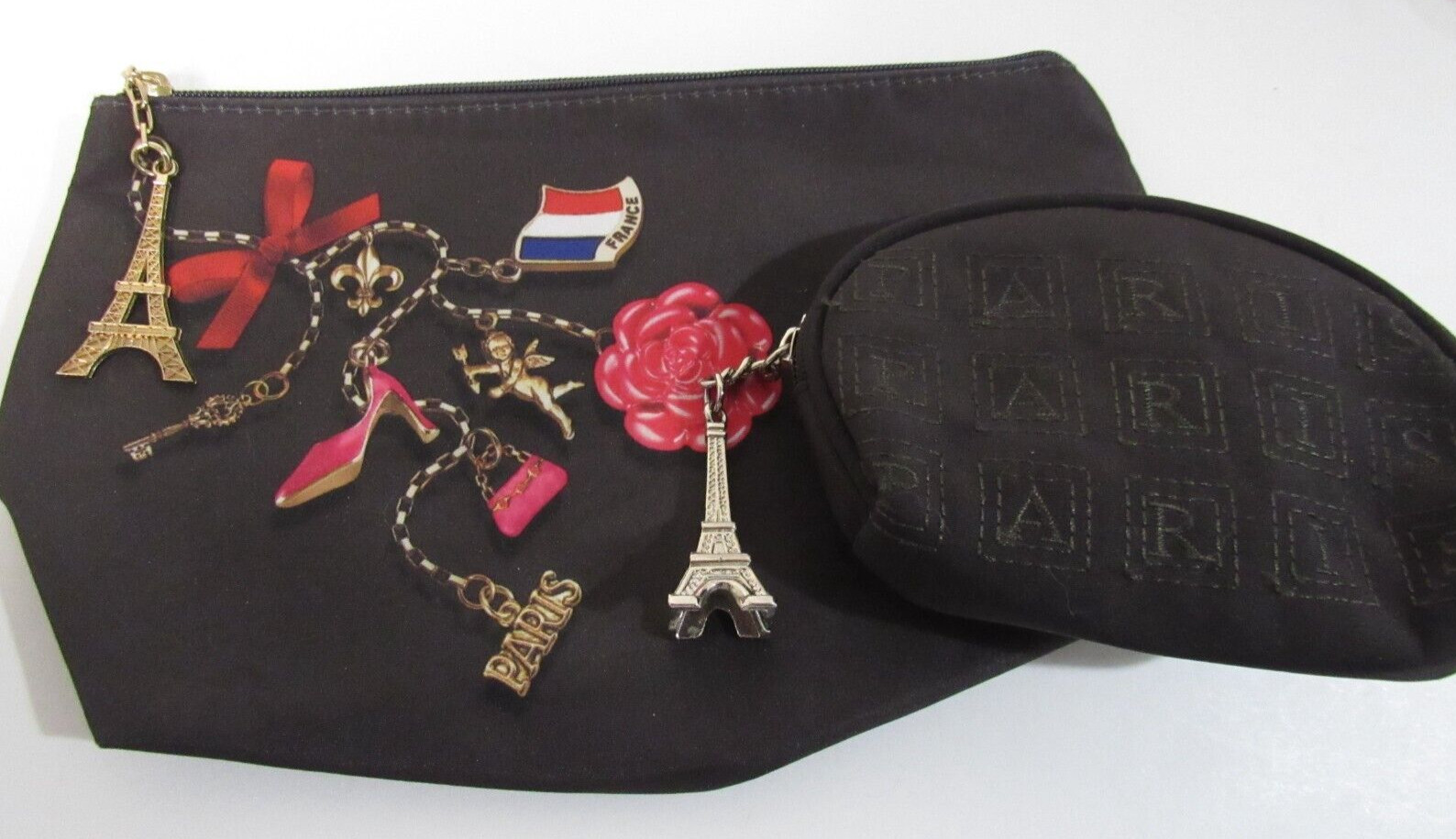 2 Cosmetic Bags w Eiffel Tower Zipper Pull Charms 10″ and 5.5″ Black From Paris