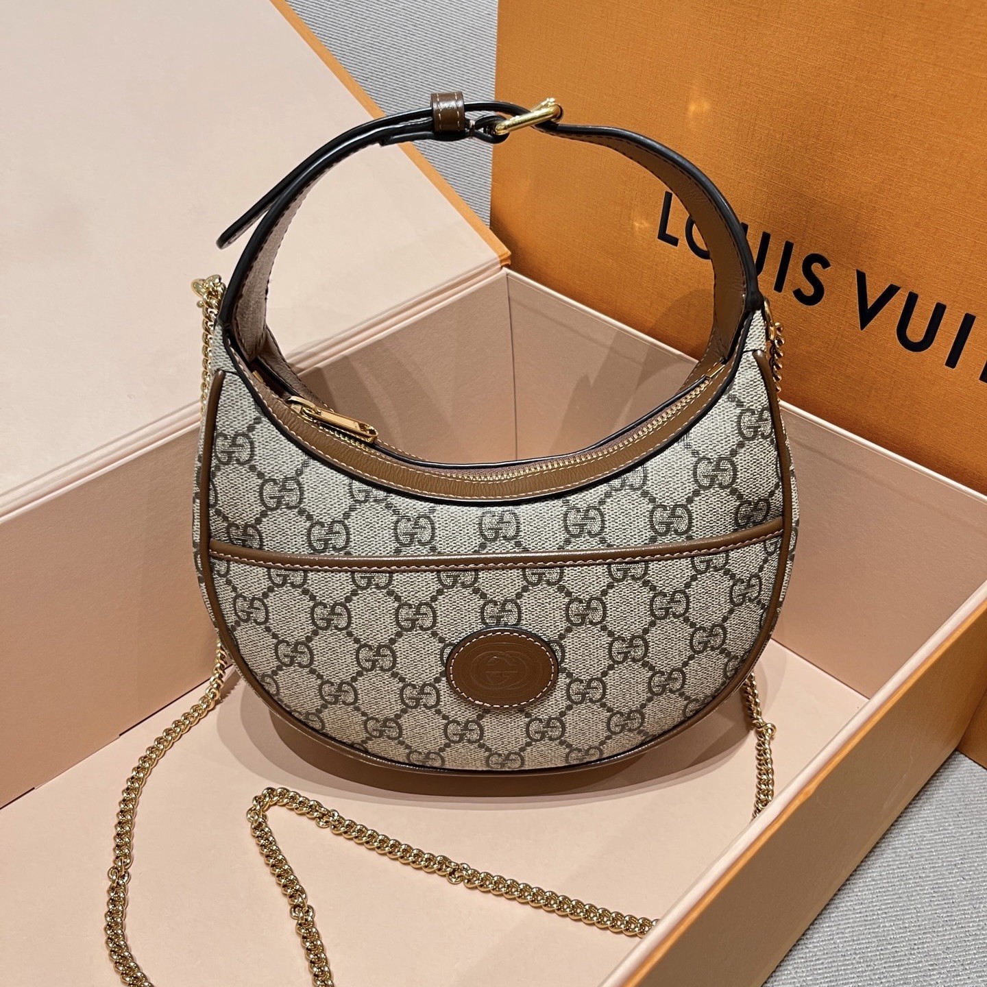 Gucci Pre-Owned Authentic Underarm Bag Monogram Canvas Free Tracked Shipping