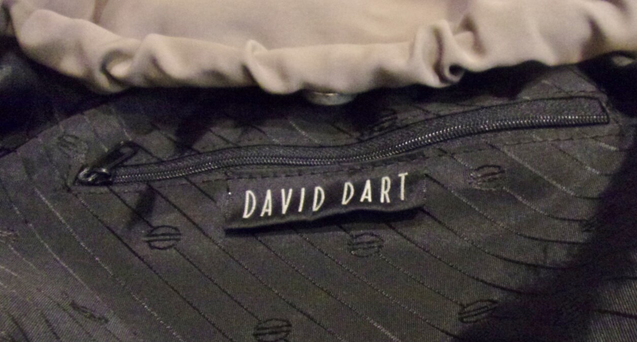 Vtg David Dart Khaki Tan Heavy Nylon Canvas, Lucite Accents Drawstring Sh. Bag