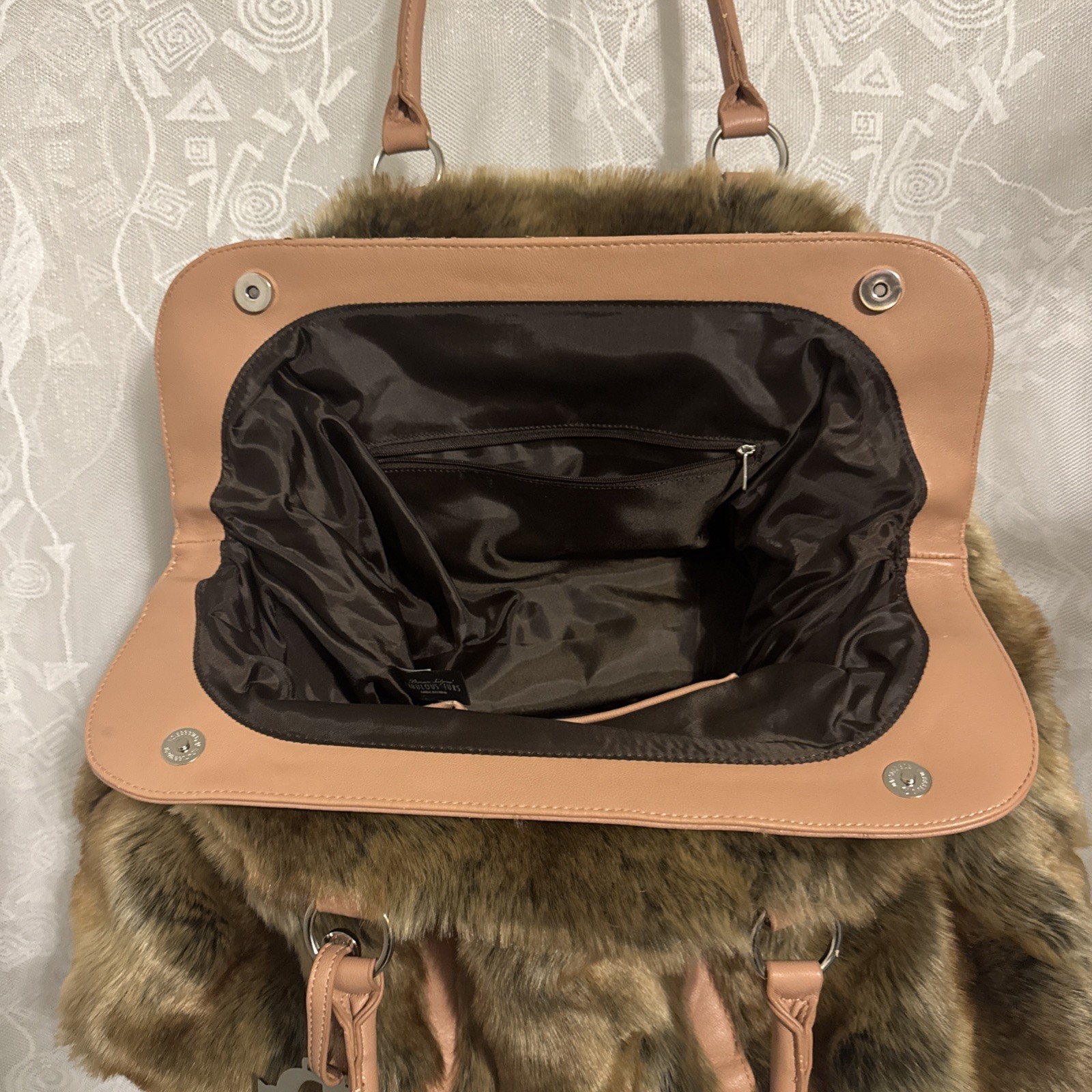 DS BRAND FAUX FUR LARGE SATCHEL PURSE/BAG 20″x15”